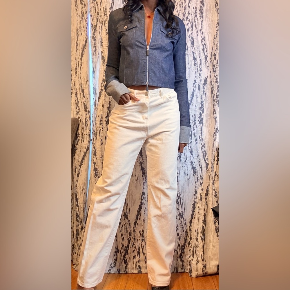 Cream High-Waisted Jeans